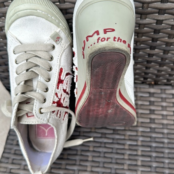 Very cool & unusual…Wedge/heel sneaker with sequin Japanese design! - Picture 2 of 3